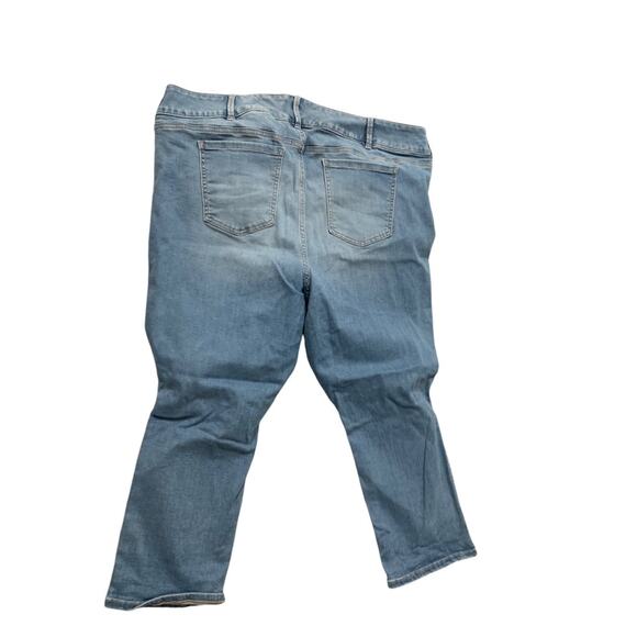 24W Torrid Womens Plus Size Crop Jegging Distressed Super Soft Jeans - Picture 7 of 7